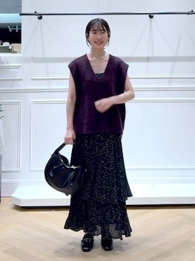 「アイテム（ベスト、レッド系）」を使った、なかみさん（レディース・154cm）の秋コーディネート