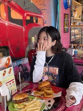 「DEVICE（デバイス）のアイテム（トップス）」を使った、DEVICEさん（レディース・160cm）の春コーディネート