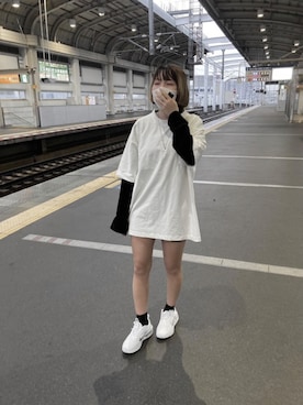 「DEVICE（デバイス）のアイテム（トップス）」を使った、DEVICEさん（レディース・160cm）の春コーディネート