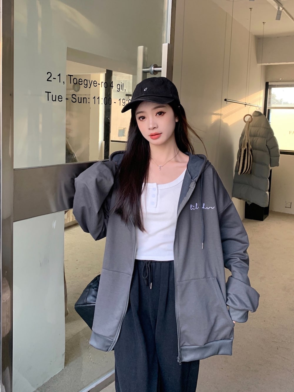 薄手 ミニロゴプリント オーバーサイズ 長袖 フーディ