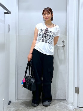 「アイテム（スウェットパンツ）」を使った、a i n aさん（レディース・164cm）の夏コーディネート