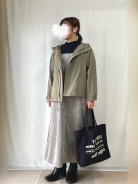 「Honeys（ハニーズ）のアイテム（マウンテンパーカー）」を使った、erinaさん（レディース・153cm）の秋コーディネート