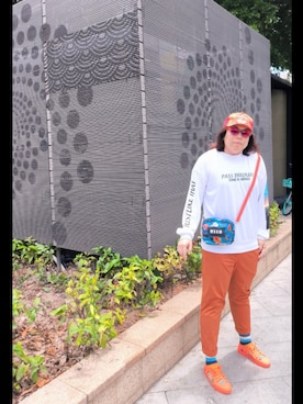「アイテム（チノパンツ）」を使った、Panda Ngさん（メンズ・180cm）の夏コーディネート