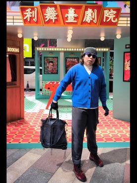 「American Eagle（アメリカンイーグル）のアイテム」を使った、Panda Ngさん（メンズ・180cm）の冬コーディネート