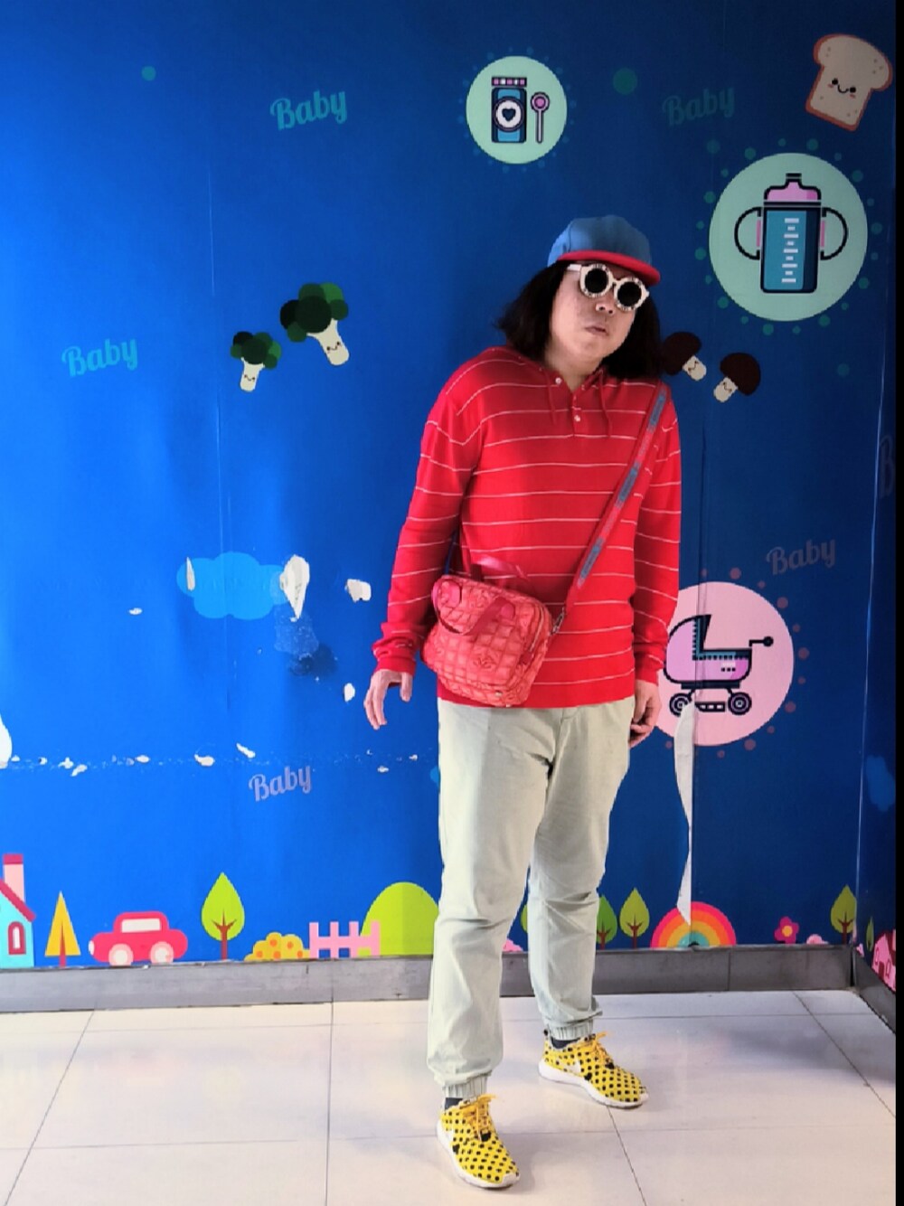 Panda Ngさん（メンズ・180cm）の夏コーディネートの1枚目の写真