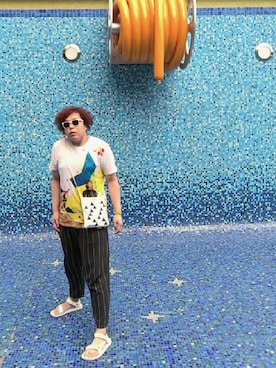 「SUPER（スーパー）のアイテム」を使った、Panda Ngさん（メンズ・180cm）の夏コーディネート