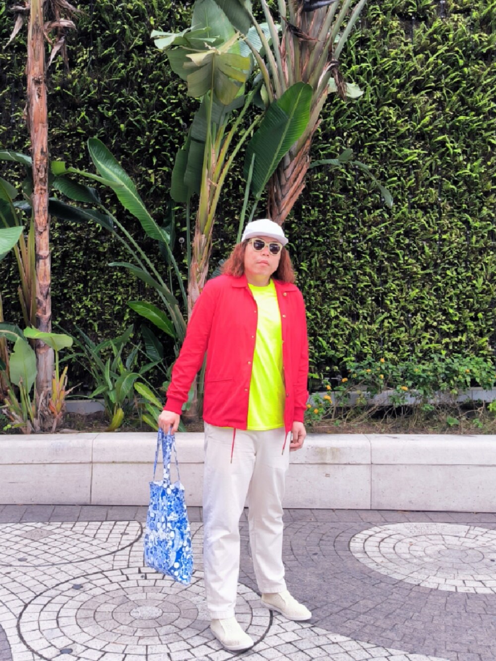 「Rivierasのアイテム（モカシン/デッキシューズ、ベージュ系）」を使った、Panda Ngさん（メンズ・180cm）の夏コーディネートの1枚目の写真