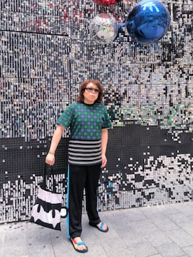 「アイテム（サンダル）」を使った、Panda Ngさん（メンズ・180cm）の秋コーディネート