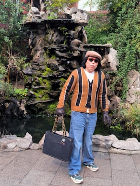 「CHANEL（シャネル）のアイテム（バッグ）」を使った、Panda Ngさん（メンズ・180cm）の春コーディネート