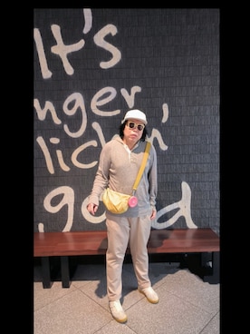 「アイテム（サンバイザー）」を使った、Panda Ngさん（メンズ・180cm）の春コーディネート