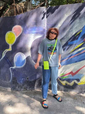 「アイテム（クラッチバッグ）」を使った、Panda Ngさん（メンズ・180cm）の秋コーディネート