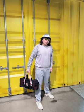 「アイテム（サンバイザー）」を使った、Panda Ngさん（メンズ・180cm）の冬コーディネート