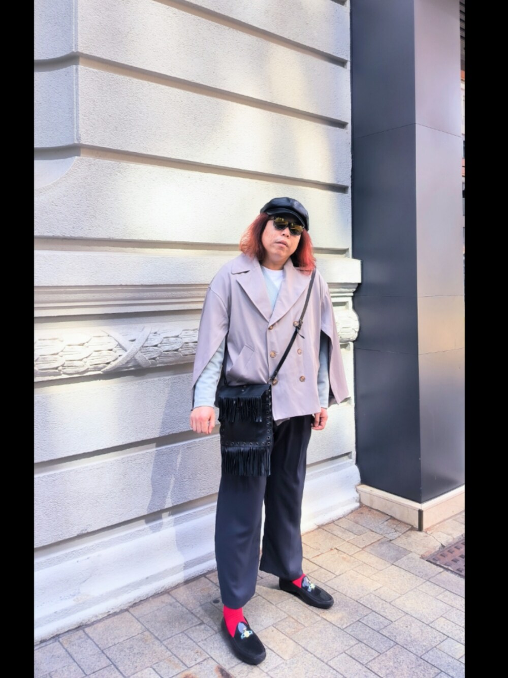 「Vivienne Westwoodのアイテム（レインシューズ、ブラック系）」を使った、Panda Ngさん（メンズ・180cm）の冬コーディネートの1枚目の写真