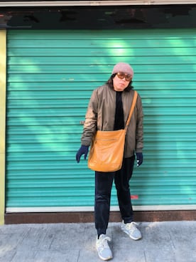 「BERNHARD WILLHELM（ベルンハルトウィルヘルム）のアイテム」を使った、Panda Ngさん（メンズ・180cm）の冬コーディネート