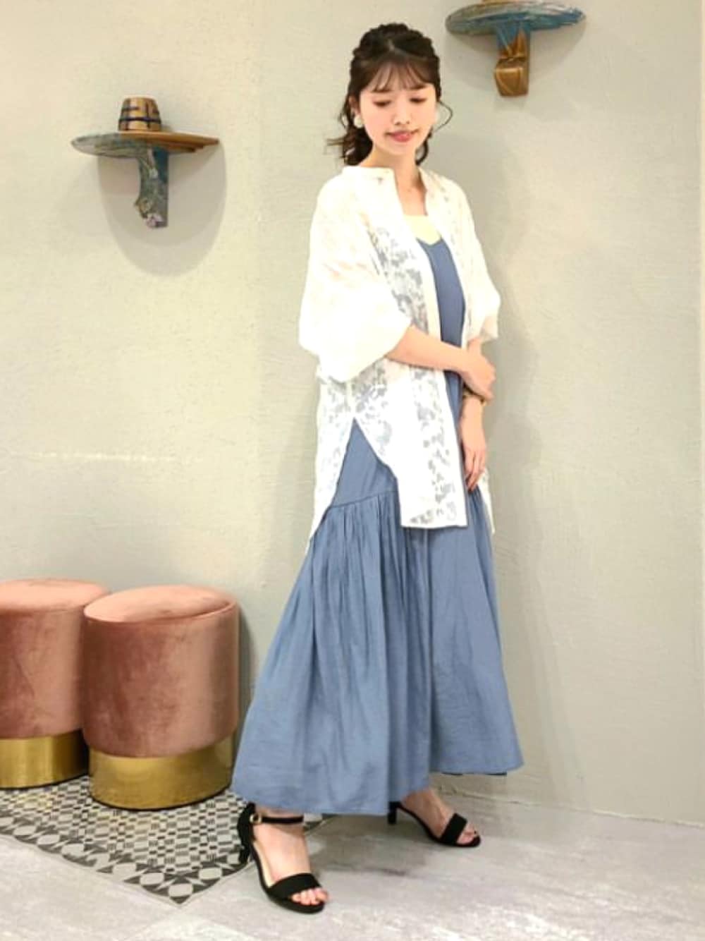 「ふわさら、サンダル、ストラップサンダル、ストラップシューズ、シアーシャツ、ワンピース、キャミワンピ、大人カジュアル、シャツスタイル、レイヤードスタイル、お出かけコーデ、カラーコーデ、夏コーデ、夏セールで買いました」｜「JELLY BEANSのパールヒールストラップサンダル<ふわさら>(204-12886)JELLY BEANS(ジェリービーンズ)（サンダル、ブラック系）」を使った、JELLYBEANSさん（レディース・158cm）の夏コーディネートの1枚目の写真