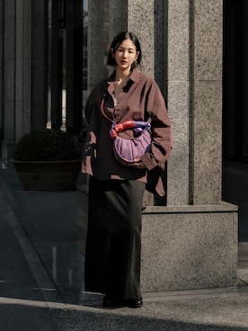 「アイテム（ローファー）」を使った、Ting Jianさん（レディース・160cm）の春コーディネート