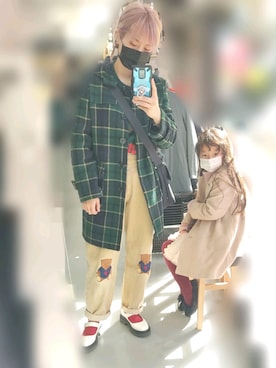 「古着」｜「アイテム（ダッフルコート）」を使った、いおさん（レディース・161cm）の冬コーディネート