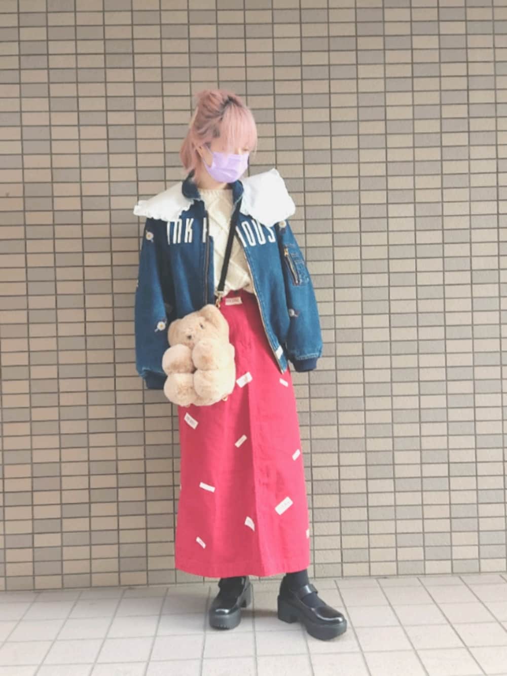 PINK HOUSEのデニムスカート（レッド系）を使った人気ファッション