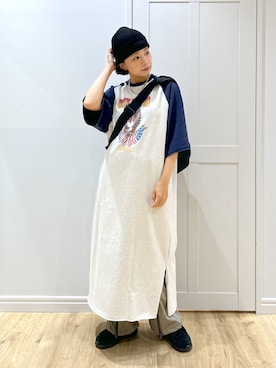 「アイテム（メッセンジャーバッグ）」を使った、MIKOTOさん（レディース・164cm）の夏コーディネート