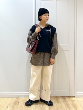 「アイテム（キーホルダー）」を使った、MIKOTOさん（レディース・164cm）の夏コーディネート