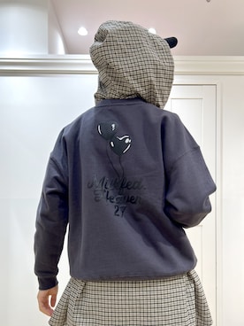 「アイテム（キーホルダー）」を使った、MIKOTOさん（レディース・164cm）の冬コーディネート