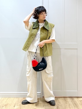「アイテム（ポーチ）」を使った、MIKOTOさん（レディース・164cm）の夏コーディネート