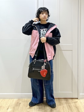 「アイテム（ポーチ）」を使った、MIKOTOさん（レディース・164cm）の冬コーディネート