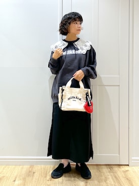 「アイテム（ポーチ）」を使った、MIKOTOさん（レディース・164cm）の秋コーディネート