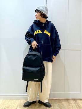 「アイテム（キーホルダー）」を使った、MIKOTOさん（レディース・164cm）の夏コーディネート
