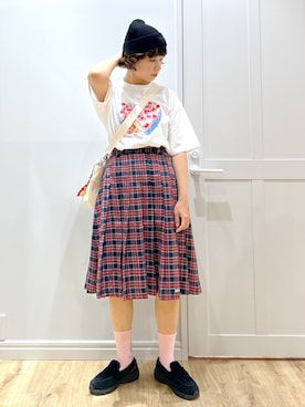 「アイテム（ニットキャップ/ビーニー）」を使った、MIKOTOさん（レディース・164cm）の夏コーディネート
