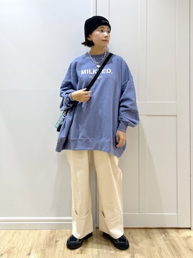 「アイテム（キーホルダー）」を使った、MIKOTOさん（レディース・164cm）の秋コーディネート