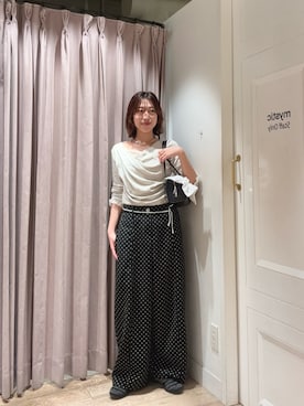 「mystic（ミスティック）のアイテム（ボストンバッグ）」を使った、komiya sakuraさん（レディース・162cm）の春コーディネート