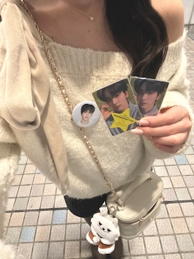 「MAJESTIC LEGON（マジェスティックレゴン）のキルティングビジューバニティ（ショルダーバッグ、ホワイト系）」を使った、twumamonさん（レディース・153cm）の春コーディネート