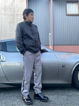 「厚底」｜「アイテム（ブルゾン）」を使った、マリアーナさん（メンズ・167cm）の秋コーディネート