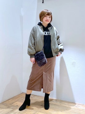 「ミニショルダー」｜「アイテム（MA-1）」を使った、yasuno.【GLOBALWORK】さん（レディース・162cm）の秋コーディネート