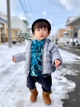 「BREEZE（ブリーズ）のアイテム（スウェットパンツ）」を使った、ゆずりつみなさん（キッズ・80cm）の冬コーディネート