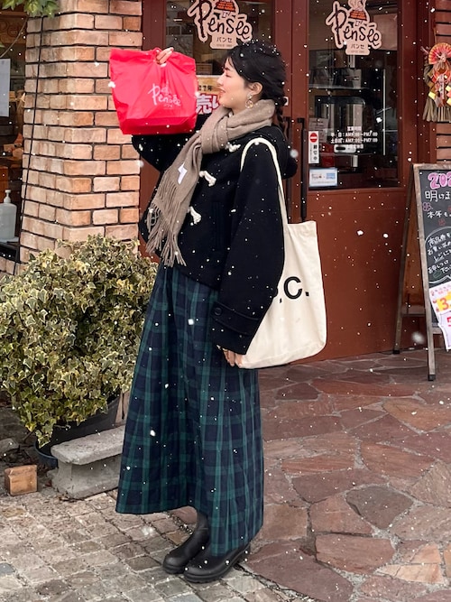 TOTE LAURE BLACK LOGO（トートバッグ）｜A.P.C.（アーペーセー）の