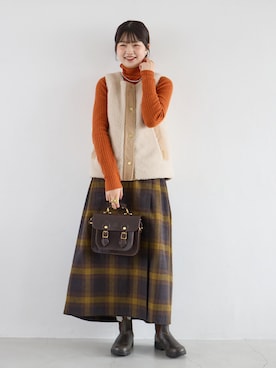 「アイテム（イヤリング）」を使った、おはなさん（レディース・168cm）の秋コーディネート