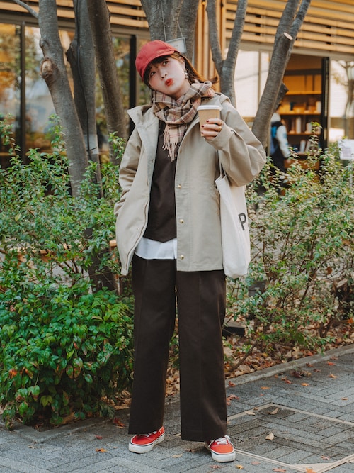 TOTE LAURE BLACK LOGO（トートバッグ）｜A.P.C.（アーペーセー）の