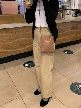 「Levi's（リーバイス）のアイテム（チノパンツ）」を使った、おはなさん（レディース・168cm）の秋コーディネート