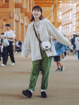 「アイテム（カバーオール）」を使った、おはなさん（レディース・168cm）の秋コーディネート