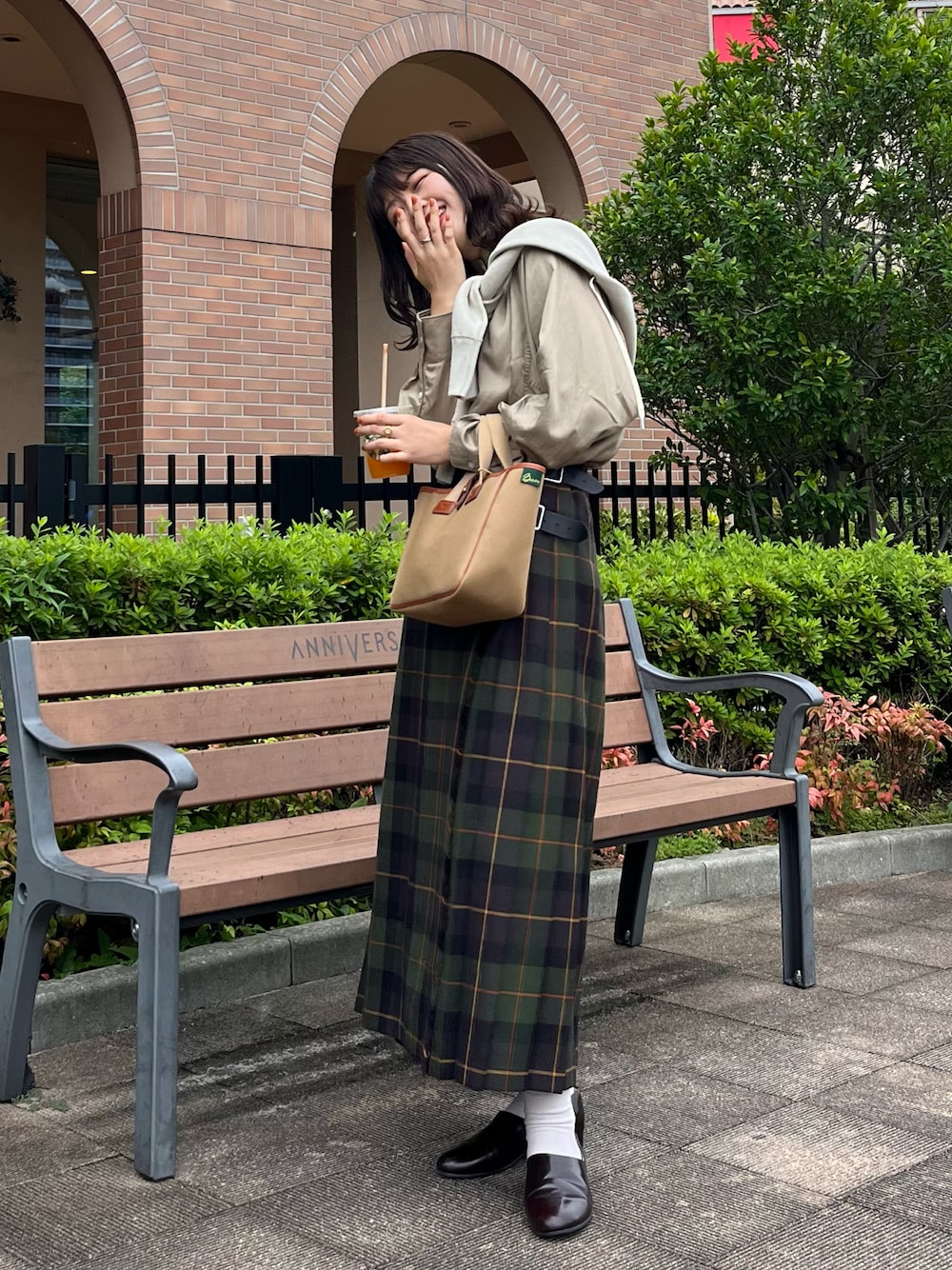 scye フードスカーフ　新品ダークグレー未使用 scye フードスカーフ 新品ダークグレー未使用 Curensology（カレン