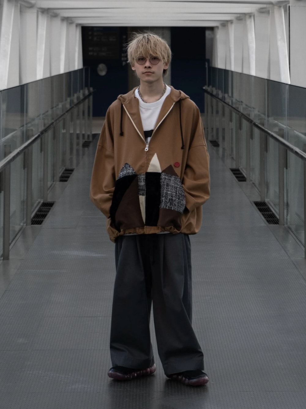 人気 コーディネートのトレンドパーカー・フーディ男女OK 5色 org.jpg