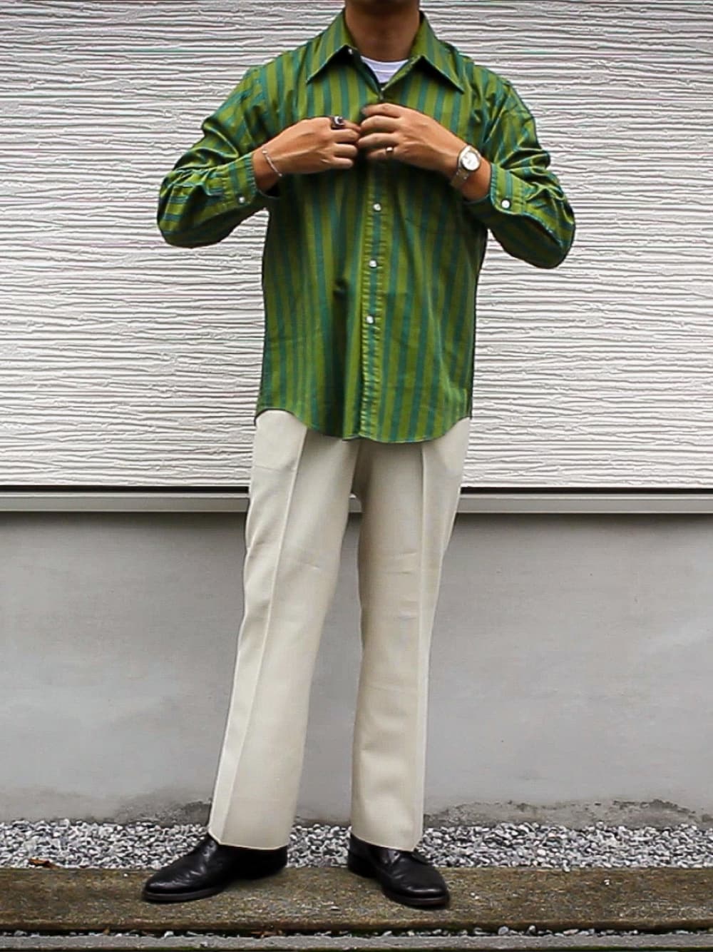 「ヴィンテージ、ヴィンシャツ、大人コーデ、ヒッピー、ロカビリー、休日カジュアル」｜「70s vintageのアイテム（シャツ/ブラウス、グリーン系）」を使った、goemonsantakuさん（メンズ・172cm）の秋コーディネートの1枚目の写真