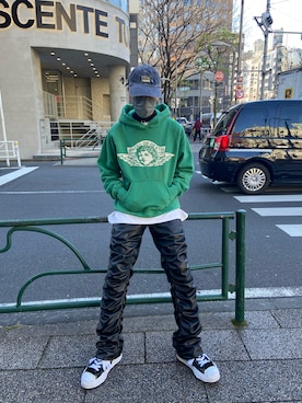 「ROYAL FLASH（ロイヤルフラッシュ）のアイテム（パーカー）」を使った、ゆうきさん（メンズ・174cm）の冬コーディネート