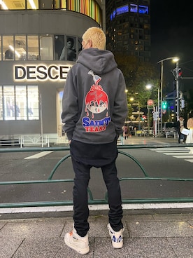 「ROYAL FLASH（ロイヤルフラッシュ）のアイテム（パーカー）」を使った、ゆうきさん（メンズ・174cm）の秋コーディネート