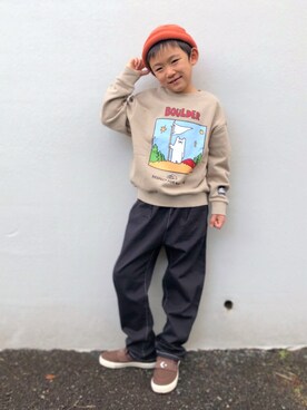 「CONVERSE（コンバース）のアイテム（その他アウター）」を使った、haru🌸さん（キッズ・123cm）の秋コーディネート