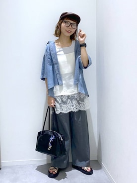「GLOBAL WORK（グローバルワーク）のスペ軽チャーム付きボストン/495720（ボストンバッグ、ブラック系）」を使った、ちゃんさん（レディース・155cm）の夏コーディネート