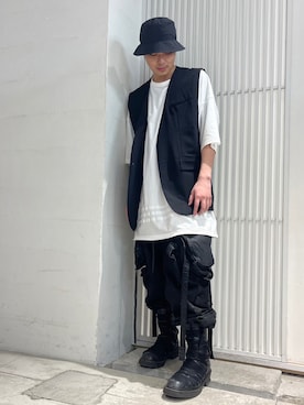 「DANKE SCHON（ダンケシェーン）のアイテム（ノーカラージャケット）」を使った、アライトモヤさん（メンズ・170cm）の冬コーディネート