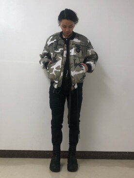 「th（ティー エイチ）のアイテム（ジャケット/アウター）」を使った、アライトモヤさん（メンズ・170cm）の秋コーディネート